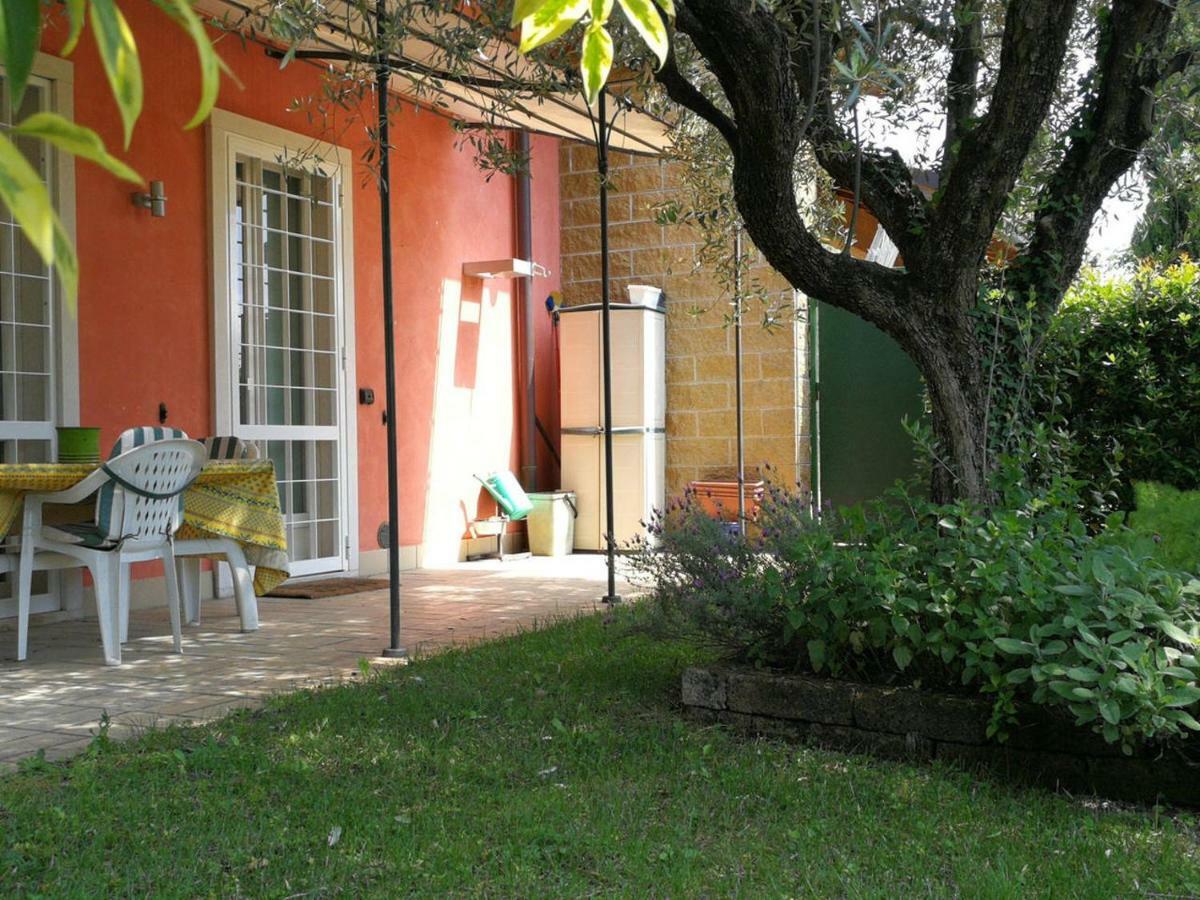Casa Vacanze Stefy Пескантина Экстерьер фото