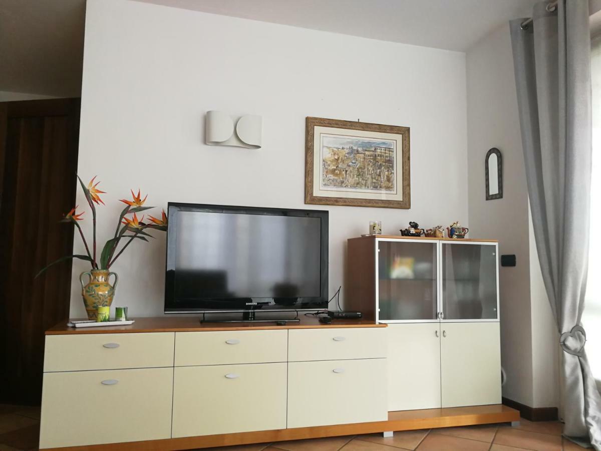 Casa Vacanze Stefy Пескантина Экстерьер фото