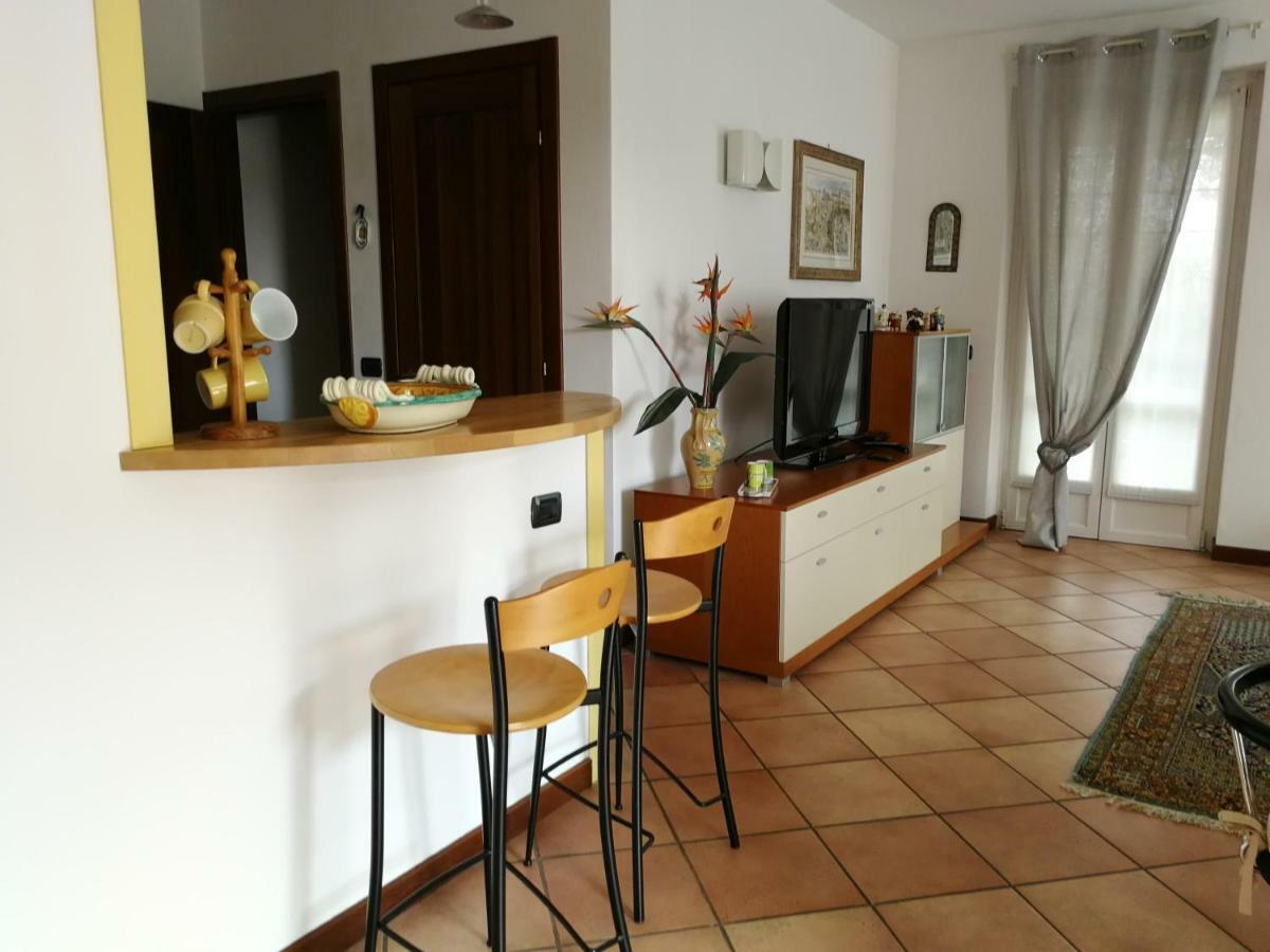Casa Vacanze Stefy Пескантина Экстерьер фото